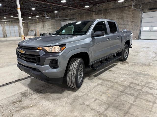 new 2025 Chevrolet Colorado car, priced at $35,630