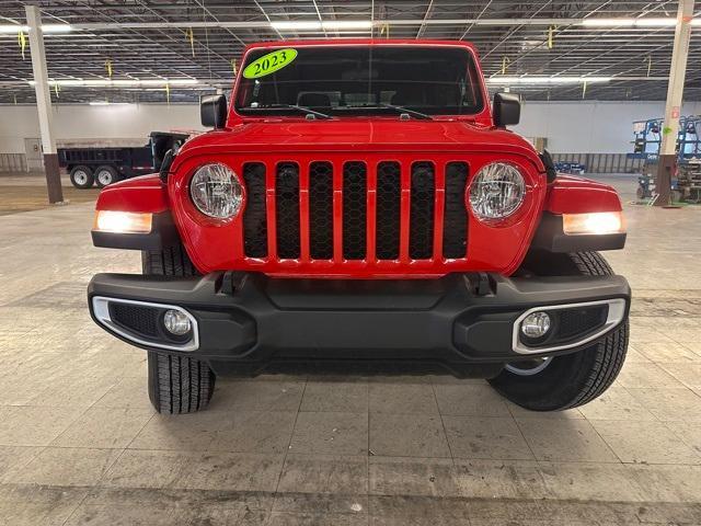 used 2023 Jeep Gladiator car, priced at $35,595