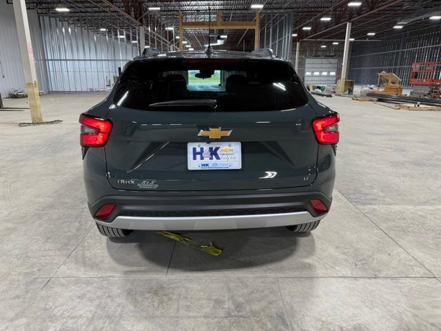 new 2025 Chevrolet Trax car, priced at $24,262