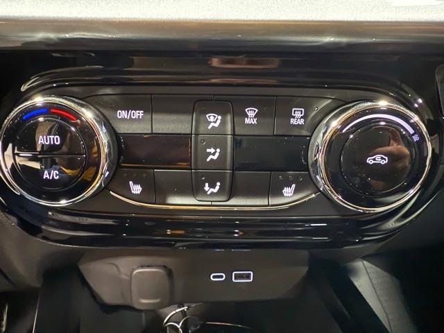 new 2025 Chevrolet Trax car, priced at $24,262