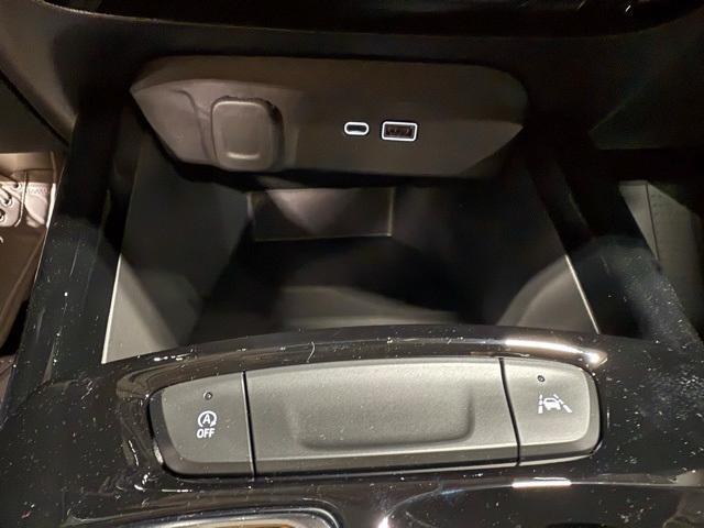 new 2025 Chevrolet Trax car, priced at $24,262