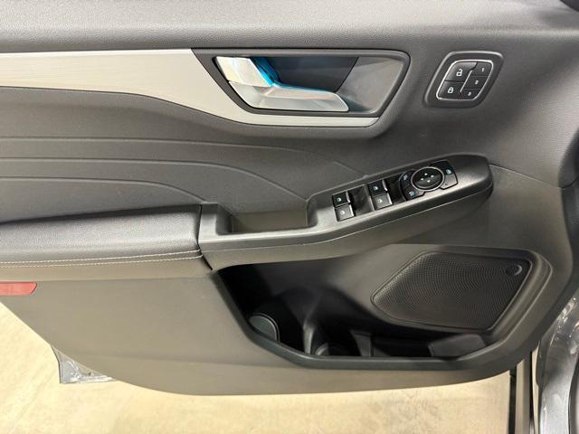 used 2023 Ford Escape car, priced at $26,995