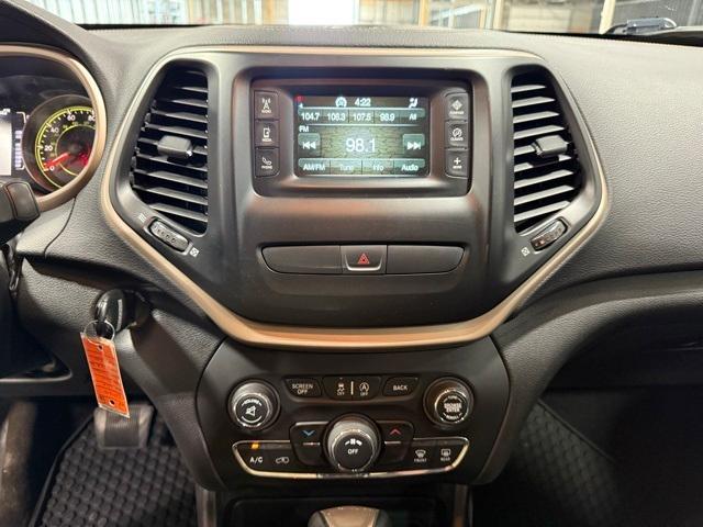 used 2018 Jeep Cherokee car, priced at $15,595