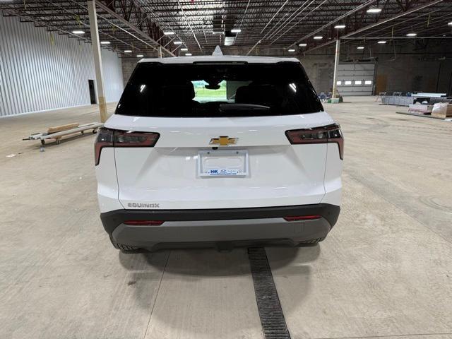 new 2026 Chevrolet Equinox car, priced at $30,763