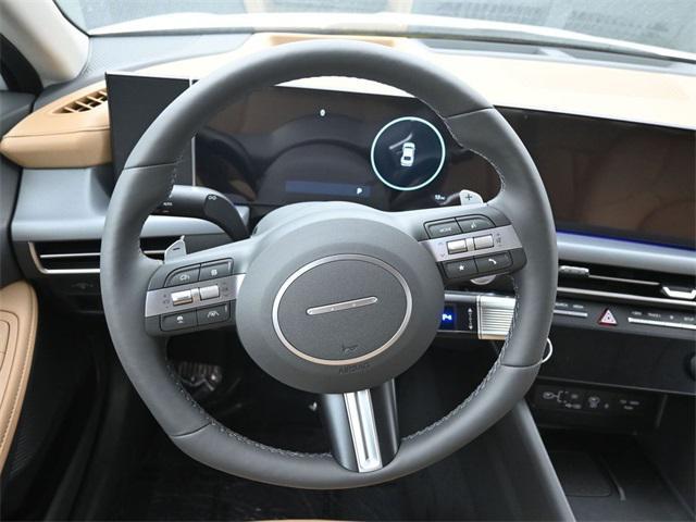 new 2025 Hyundai Sonata Hybrid car, priced at $37,746