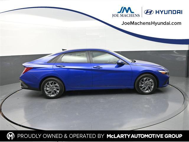 new 2025 Hyundai ELANTRA HEV car, priced at $22,508