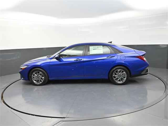 new 2025 Hyundai ELANTRA HEV car, priced at $22,508