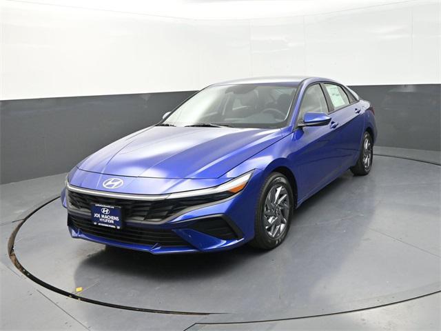new 2025 Hyundai ELANTRA HEV car, priced at $22,508