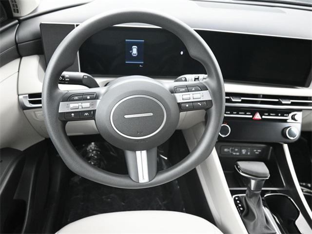 new 2025 Hyundai Tucson car, priced at $30,205
