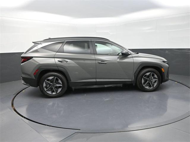 new 2025 Hyundai Tucson car, priced at $30,205