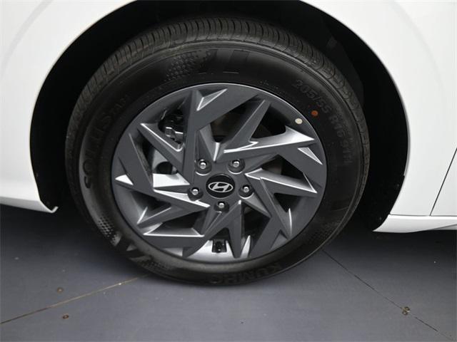 new 2025 Hyundai ELANTRA HEV car, priced at $23,051
