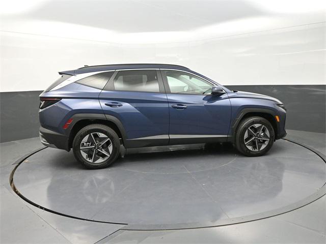 new 2025 Hyundai Tucson car, priced at $33,990