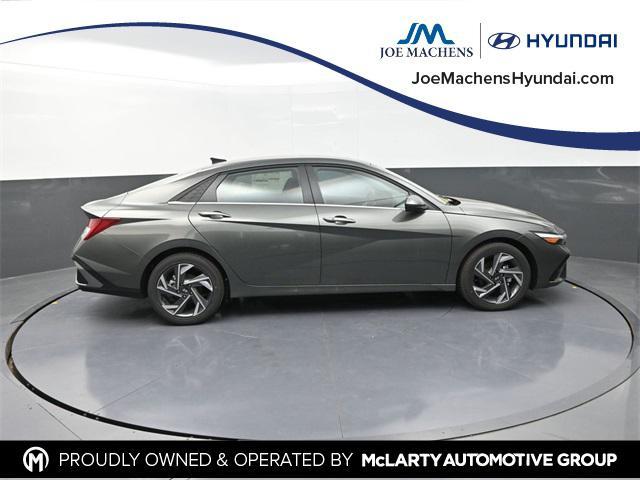 new 2025 Hyundai Elantra car