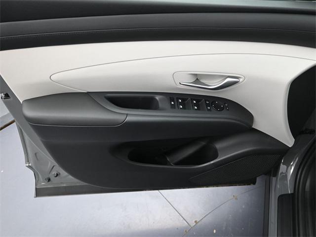 new 2025 Hyundai Tucson car, priced at $31,217