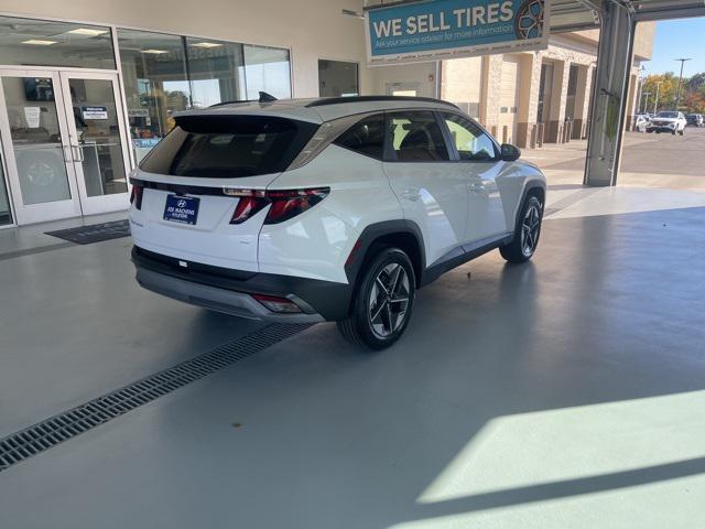 new 2025 Hyundai Tucson car, priced at $30,642