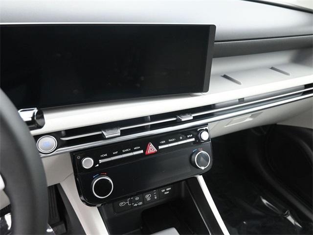 new 2025 Hyundai Tucson car, priced at $32,098