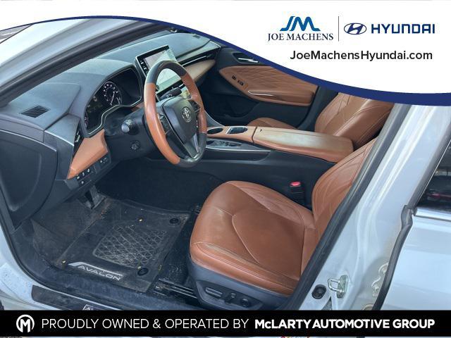 used 2019 Toyota Avalon Hybrid car, priced at $28,500