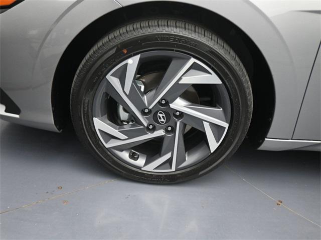 new 2025 Hyundai ELANTRA HEV car, priced at $24,193