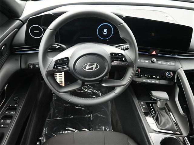 new 2025 Hyundai Elantra car, priced at $26,089