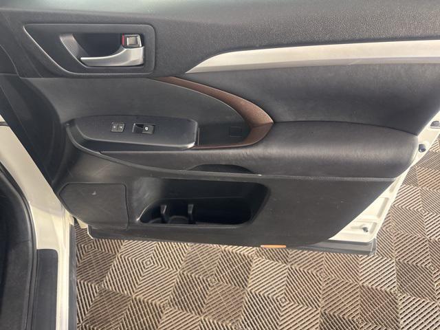 used 2017 Toyota Highlander car, priced at $20,990