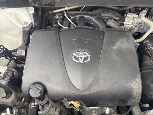 used 2017 Toyota Highlander car, priced at $20,990