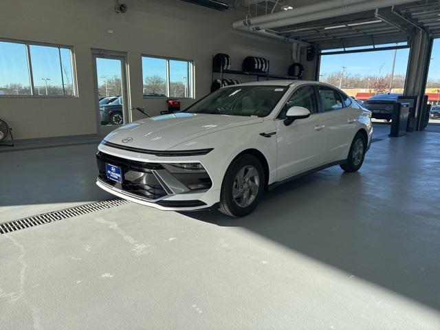 new 2025 Hyundai Sonata car, priced at $27,580