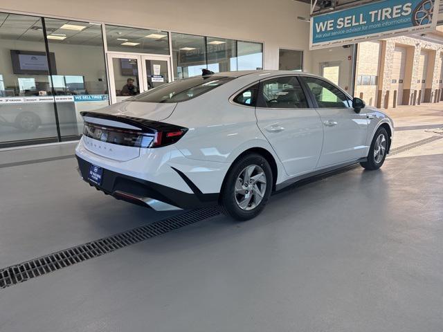 new 2025 Hyundai Sonata car, priced at $27,580