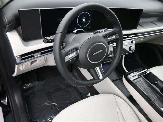 new 2025 Hyundai TUCSON Hybrid car, priced at $34,163