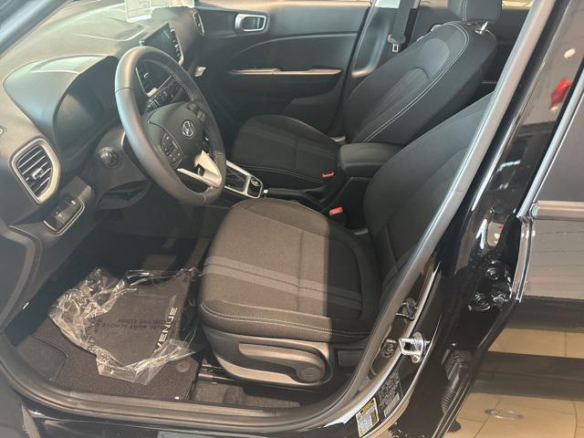 new 2025 Hyundai Venue car, priced at $22,216
