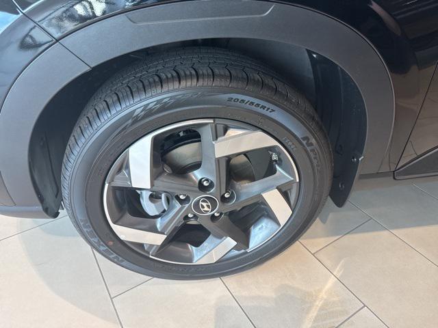 new 2025 Hyundai Venue car, priced at $22,216