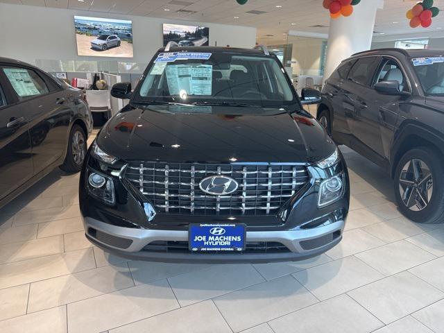 new 2025 Hyundai Venue car, priced at $22,216