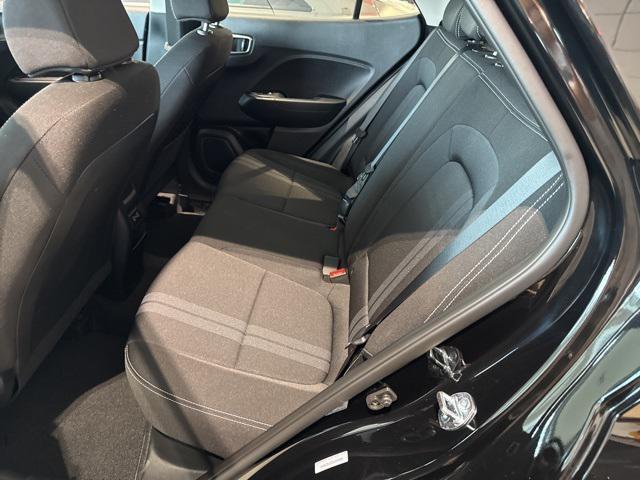 new 2025 Hyundai Venue car, priced at $22,216