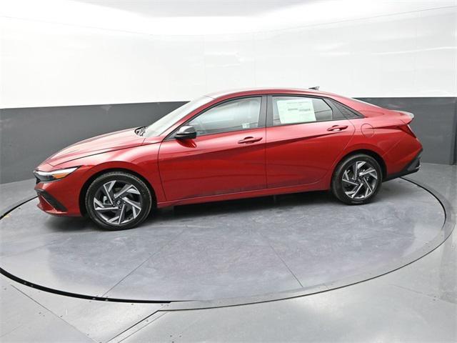 new 2025 Hyundai Elantra car, priced at $23,043