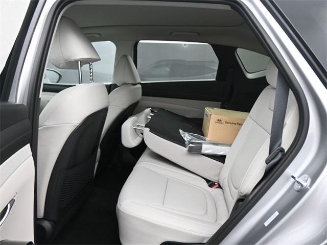 new 2026 Hyundai TUCSON Hybrid car, priced at $40,118