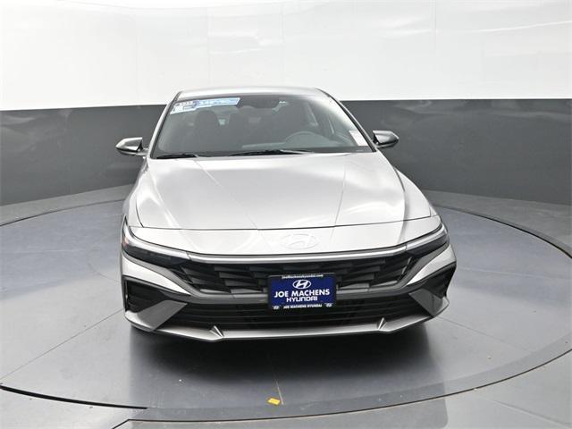 new 2025 Hyundai Elantra car, priced at $26,089