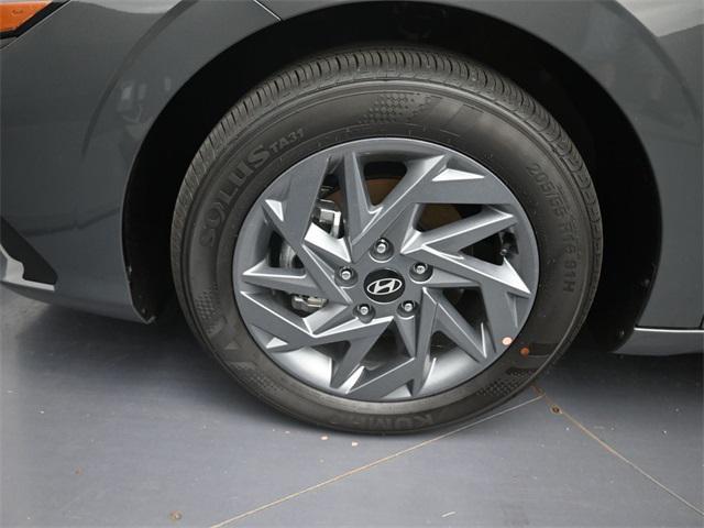 new 2025 Hyundai ELANTRA HEV car, priced at $24,190