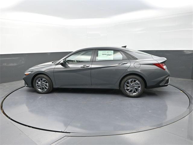 new 2025 Hyundai ELANTRA HEV car, priced at $24,190