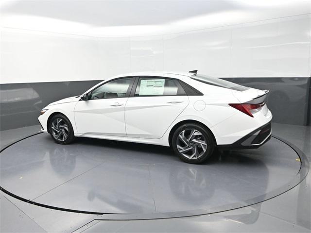 new 2025 Hyundai ELANTRA HEV car, priced at $24,673