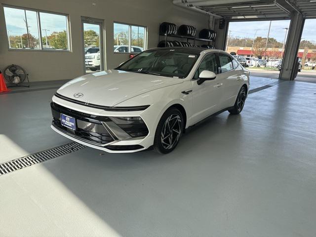 new 2025 Hyundai Sonata car, priced at $31,497