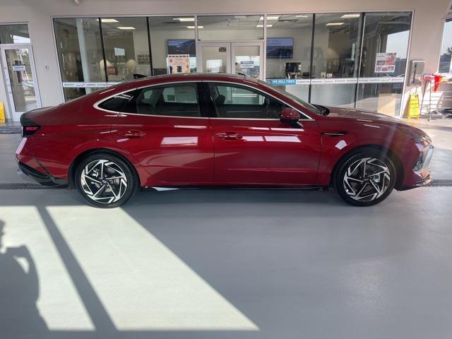 new 2025 Hyundai Sonata car, priced at $31,522