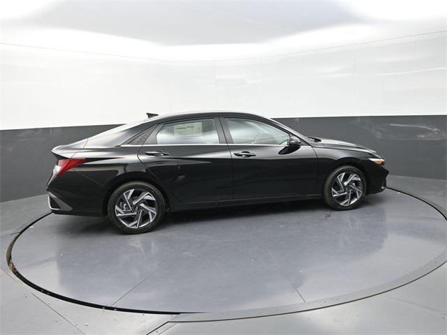 new 2025 Hyundai ELANTRA HEV car, priced at $26,678