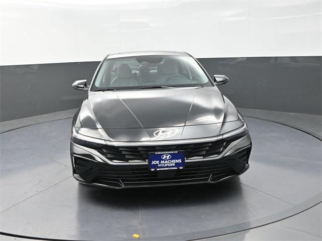 new 2025 Hyundai ELANTRA HEV car, priced at $26,678