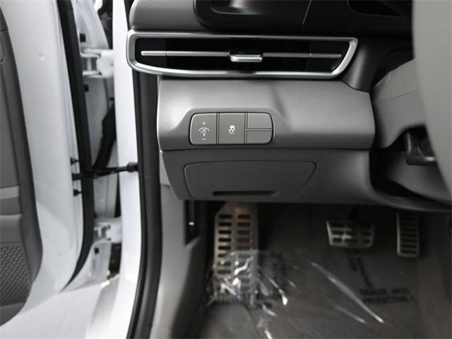new 2025 Hyundai Elantra car, priced at $23,266