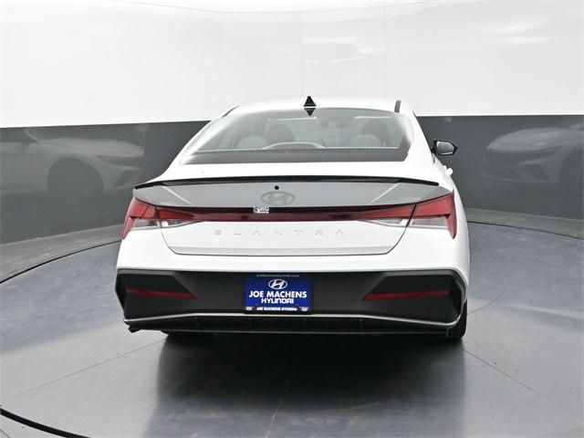 new 2025 Hyundai Elantra car, priced at $23,266