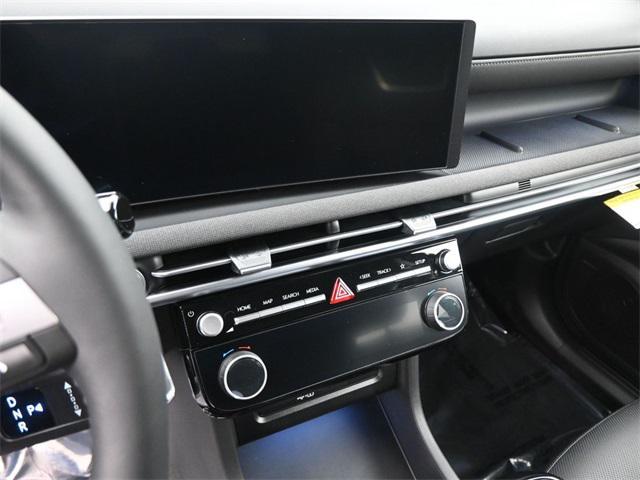 new 2026 Hyundai TUCSON Hybrid car, priced at $40,180