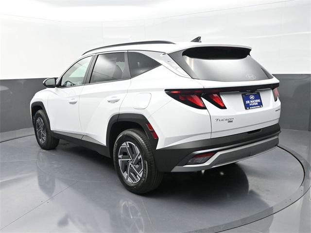 new 2025 Hyundai TUCSON Hybrid car, priced at $33,434