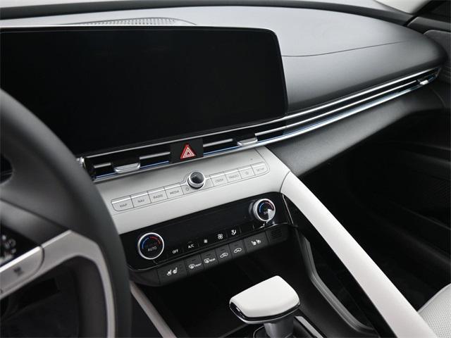 new 2025 Hyundai Elantra car, priced at $28,729