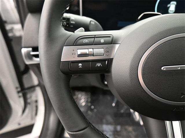 new 2025 Hyundai TUCSON Hybrid car, priced at $39,293