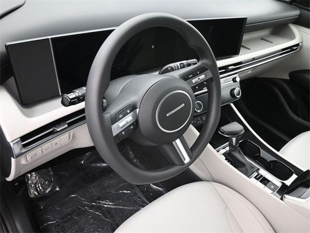 new 2025 Hyundai Tucson car, priced at $31,303