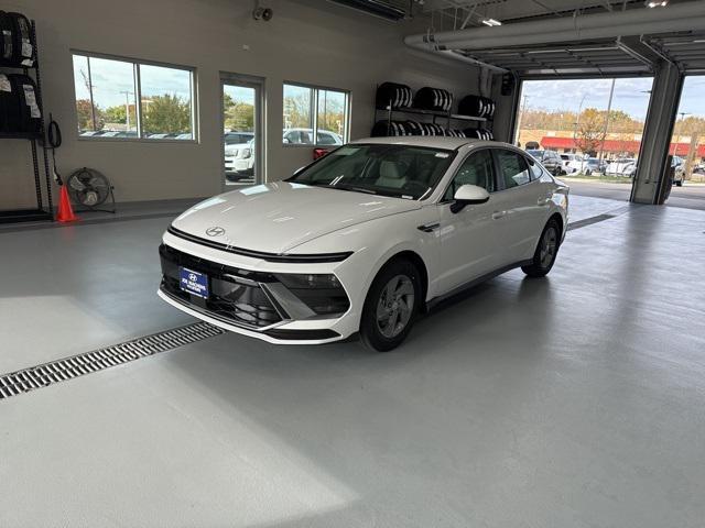 new 2025 Hyundai Sonata car, priced at $27,600